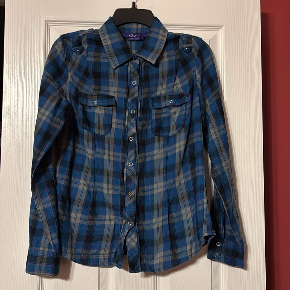 Miley Cyrus max azira Blue, black and pink Plaid Shirt size large